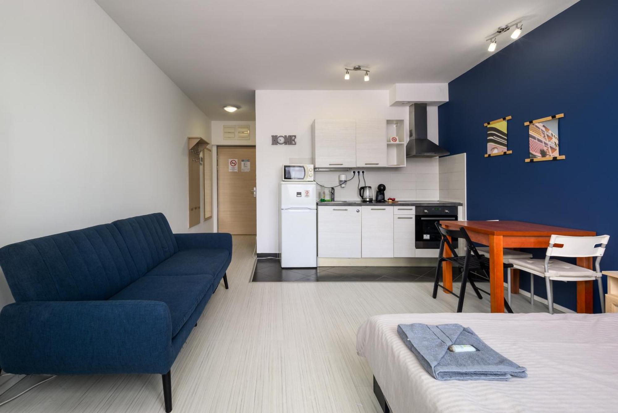 Sun Resort Residential Suite-Free Parking Garage Same Building บูดาเปสต์ ภายนอก รูปภาพ